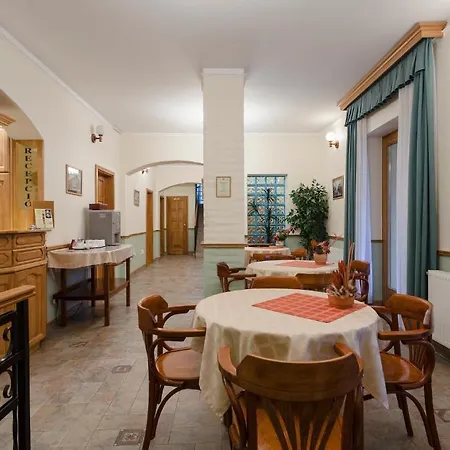 فندق مبيت وإفطار Laetitia Panzio Kaposvár